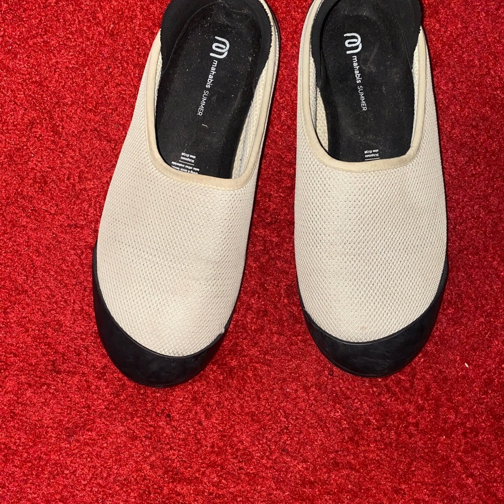 Slippers - image 2
